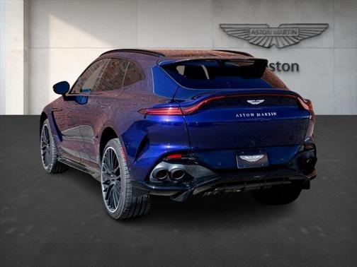 2023 Aston Martin DBX 707