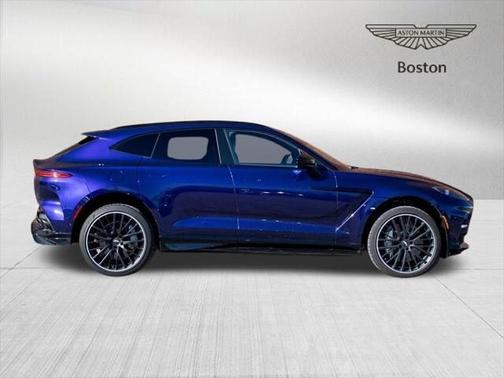 2023 Aston Martin DBX 707