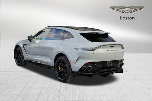 2026 Aston Martin DBX 707