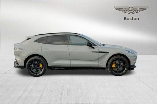 2026 Aston Martin DBX 707