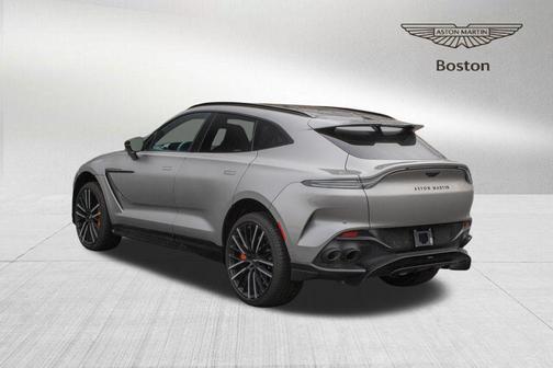 2025 Aston Martin DBX 707