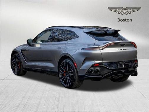 2025 Aston Martin DBX 707