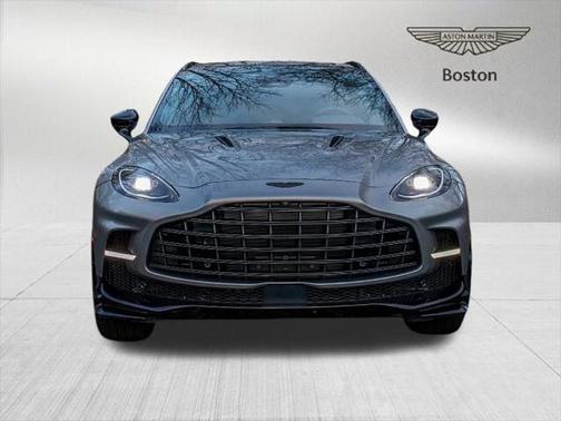 2025 Aston Martin DBX 707