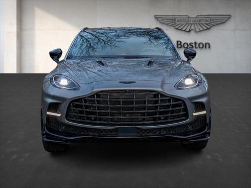 2025 Aston Martin DBX 707