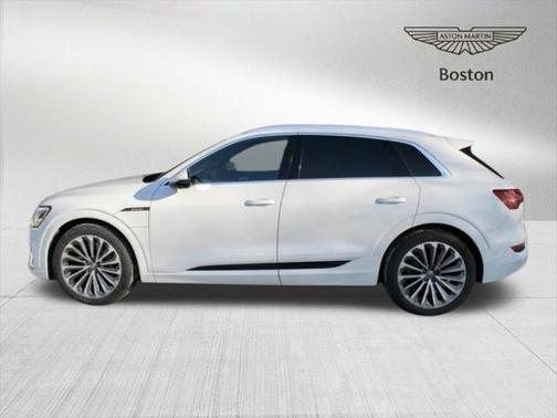 2019 Audi e-tron Prestige