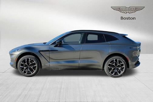 2022 Aston Martin DBX Base