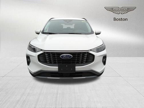 White Metallic 2025 Ford Escape PHEV SE