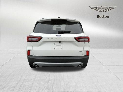 White Metallic 2025 Ford Escape PHEV SE