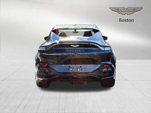 2024 Aston Martin DBX 707