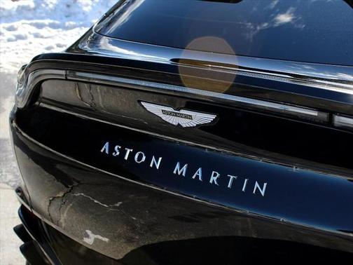 2024 Aston Martin DBX 707