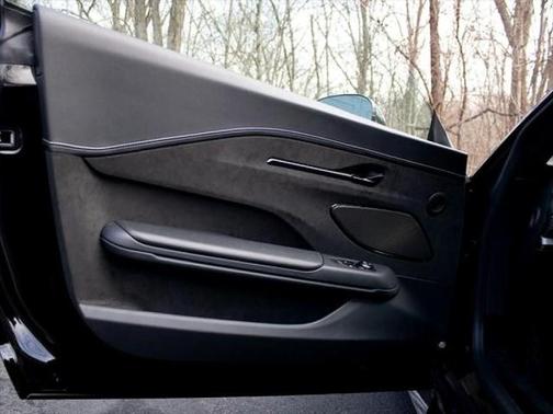 2025 Aston Martin Vantage Base
