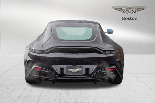 2025 Aston Martin Vantage Base