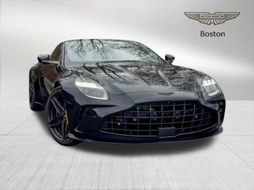 2025 Aston Martin Vantage Base
