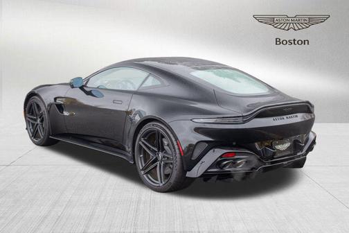 2025 Aston Martin Vantage Base