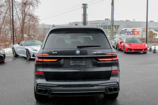 Black Sapphire Metallic 2026 BMW X7 M60i