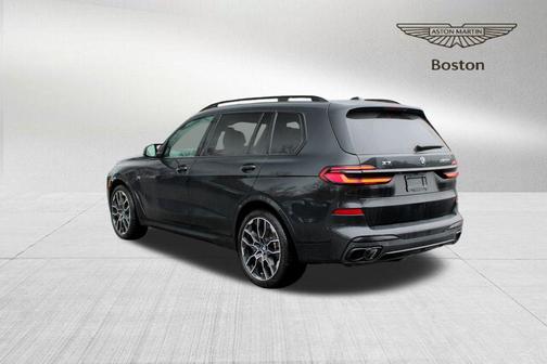 2026 BMW X7 M60i