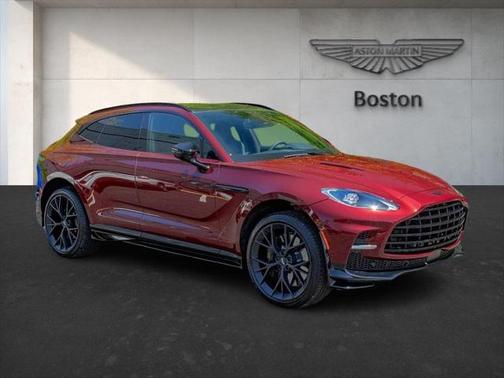 2025 Aston Martin DBX 707