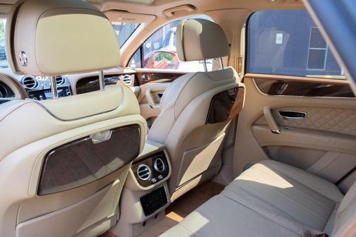 2018 Bentley Bentayga W12 Signature