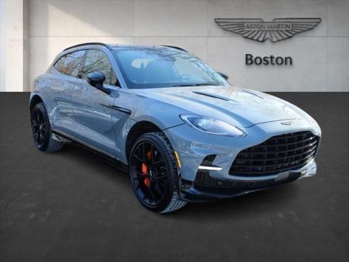 2025 Aston Martin DBX 707