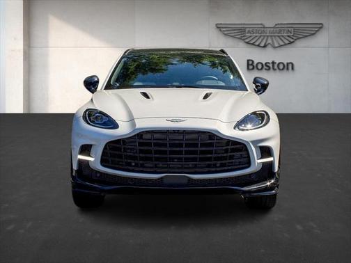 2025 Aston Martin DBX 707