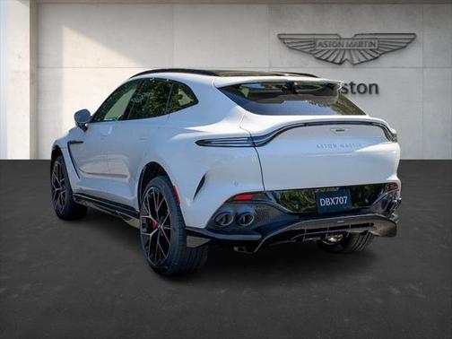 2025 Aston Martin DBX 707