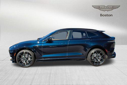 2025 Aston Martin DBX 707