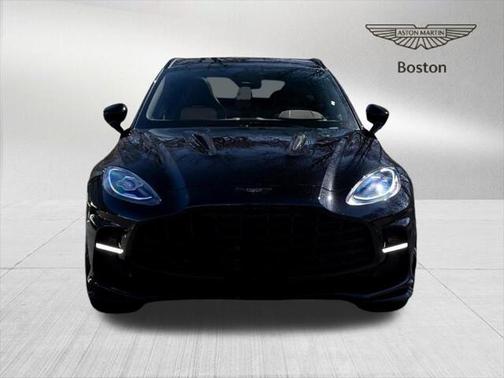 2025 Aston Martin DBX 707