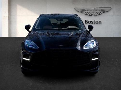 2025 Aston Martin DBX 707
