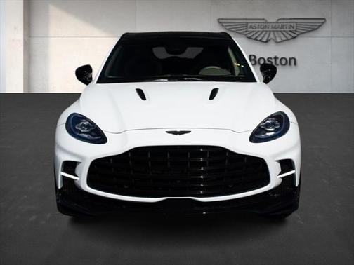 2025 Aston Martin DBX 707