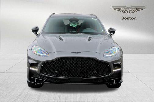 Magnetic Silver 2026 Aston Martin DBX S