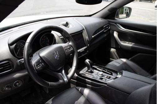2018 Maserati Levante Base