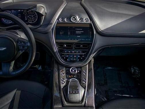 2023 Aston Martin DBX 707