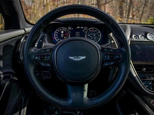 2023 Aston Martin DBX 707
