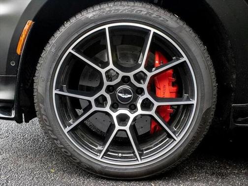 2023 Aston Martin DBX 707