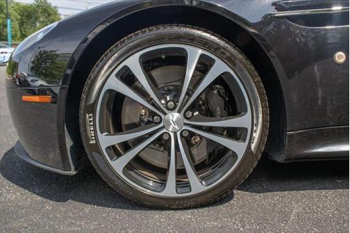 2014 Aston Martin V8 Vantage Base