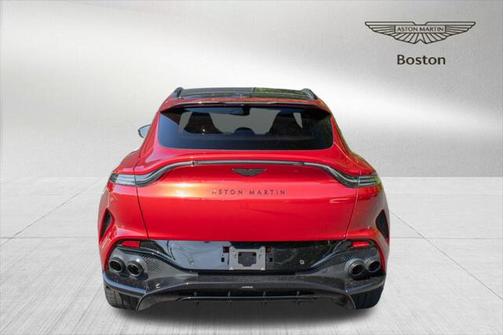 2023 Aston Martin DBX 707