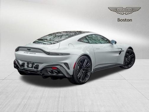 2025 Aston Martin Vantage Coupe