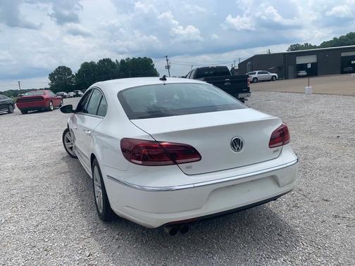 Photo 4 of 15 of 2014 Volkswagen CC 2.0T Sport