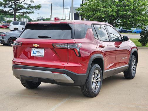 Radiant Red Tintcoat 2026 Chevrolet Equinox 1LT