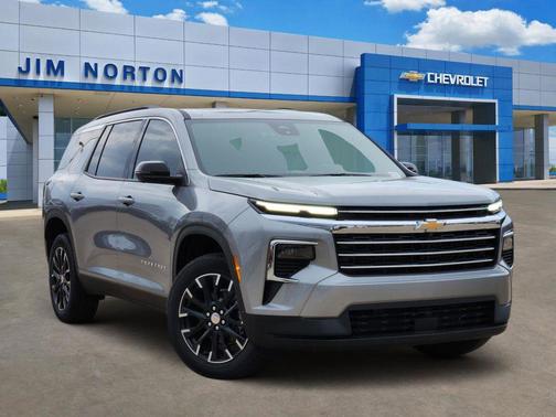 Sterling Gray Metallic 2026 Chevrolet Traverse LT