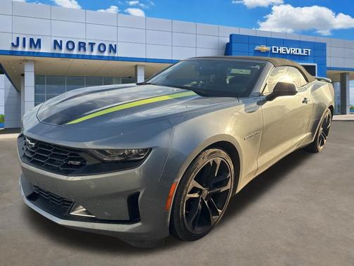 Sharkskin Metallic 2023 Chevrolet Camaro 3LT