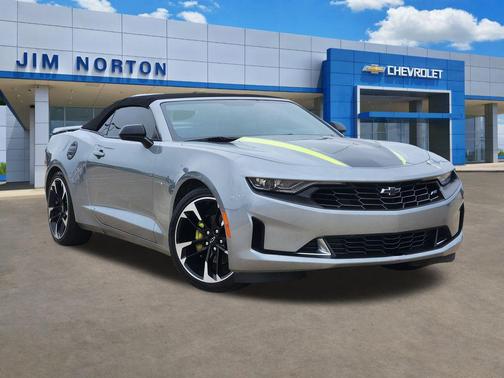 Sharkskin Metallic 2023 Chevrolet Camaro 3LT