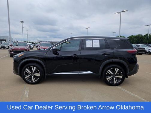 Super Black 2023 Nissan Rogue SL