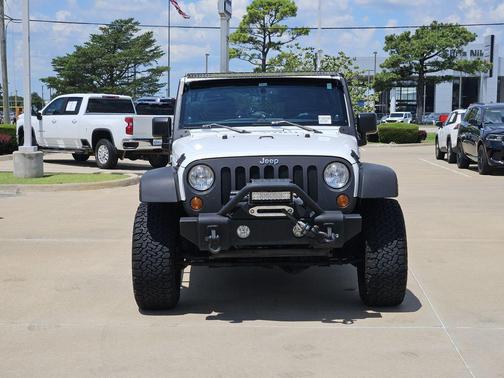 Bright White Clearcoat 2013 Jeep Wrangler Unlimited Rubicon