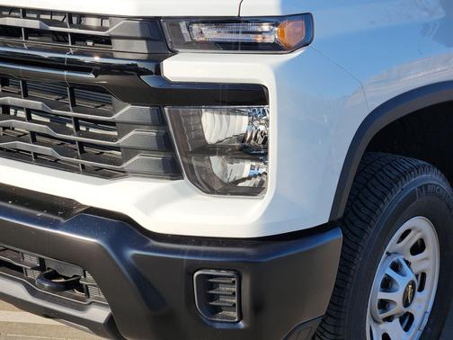 Summit White 2026 Chevrolet Silverado 2500 WT