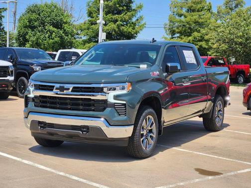 2025 Chevrolet Silverado 1500 LT
