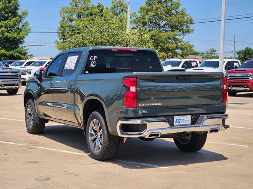 2025 Chevrolet Silverado 1500 LT