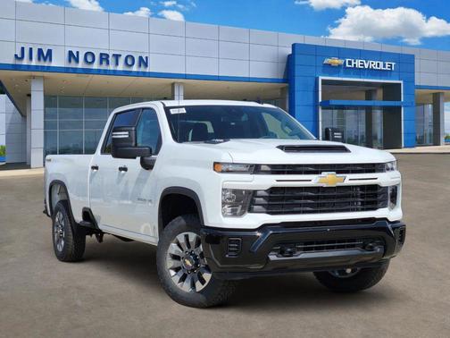 2026 Chevrolet Silverado 2500 Custom