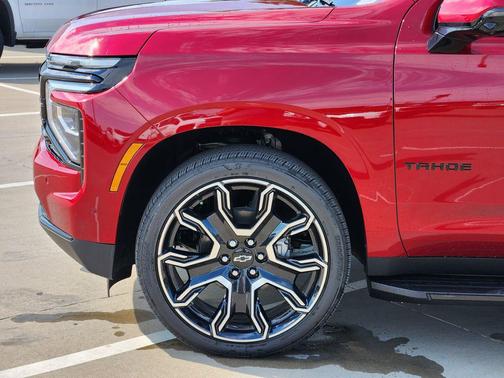 2026 Chevrolet Tahoe 4WD RST