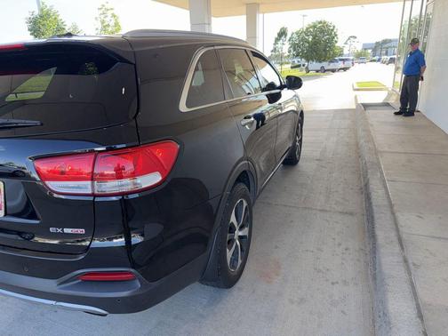 Ebony Black 2017 Kia Sorento EX